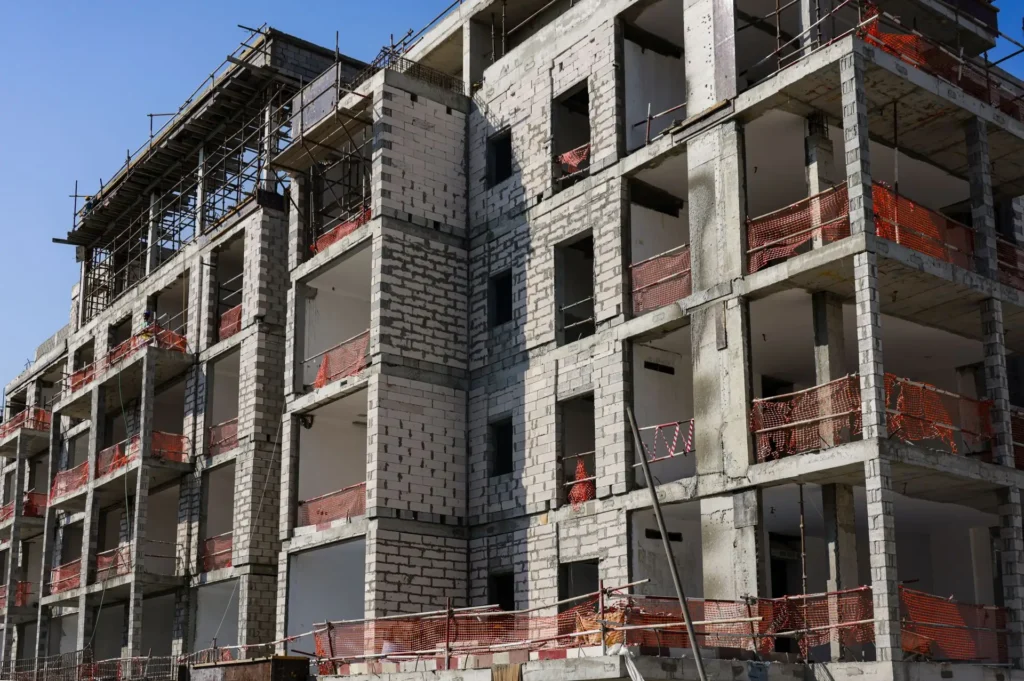 construction consulting, construction cost consulting, cost and commercial management, project controls, contract administration, procurement strategy, claims prevention, dispute resolution, and infrastructure resilience advisory.